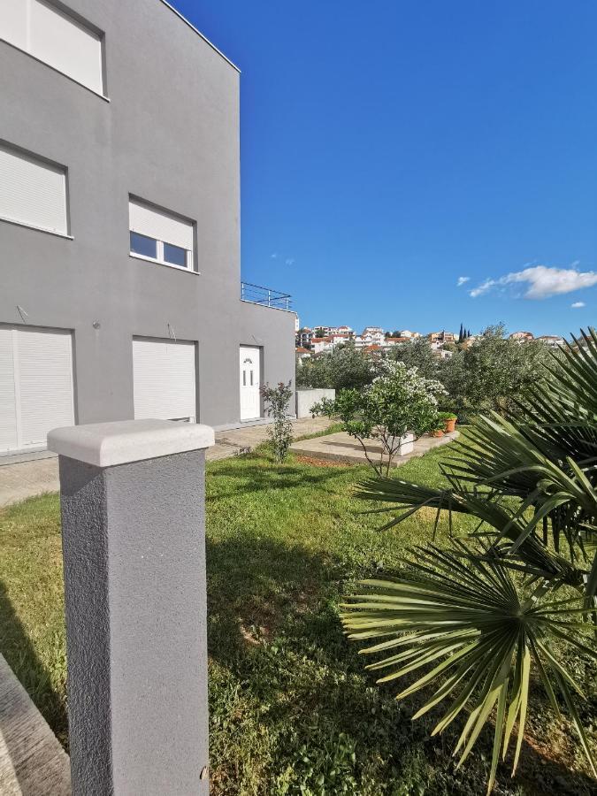 Casa Llena Apartamento Seget Vranjica Exterior foto