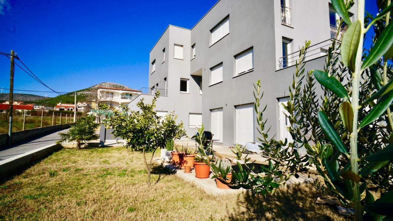 Casa Llena Apartamento Seget Vranjica Exterior foto