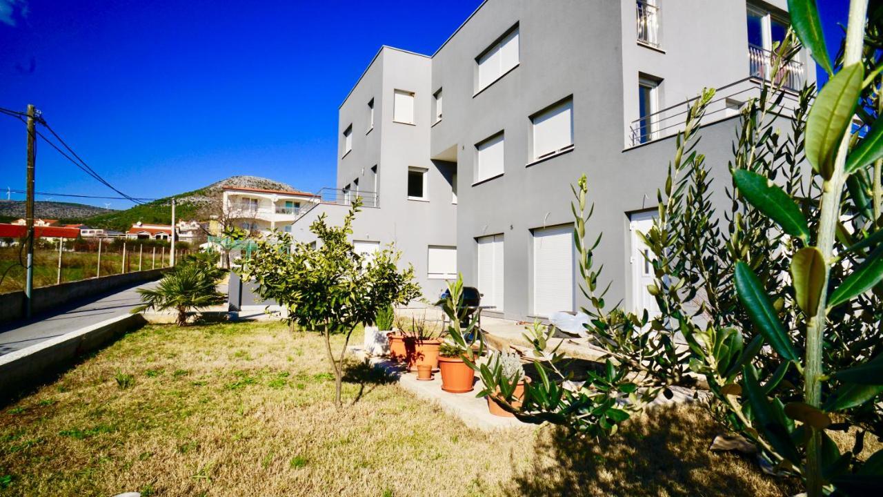 Casa Llena Apartamento Seget Vranjica Exterior foto