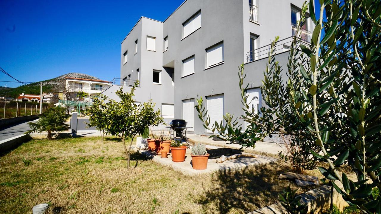 Casa Llena Apartamento Seget Vranjica Exterior foto